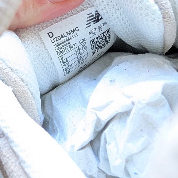 New Balance 204L Timberwolf Beige Suede Unisex Sneakers, size 8M/9.5W - Picture 5 of 8